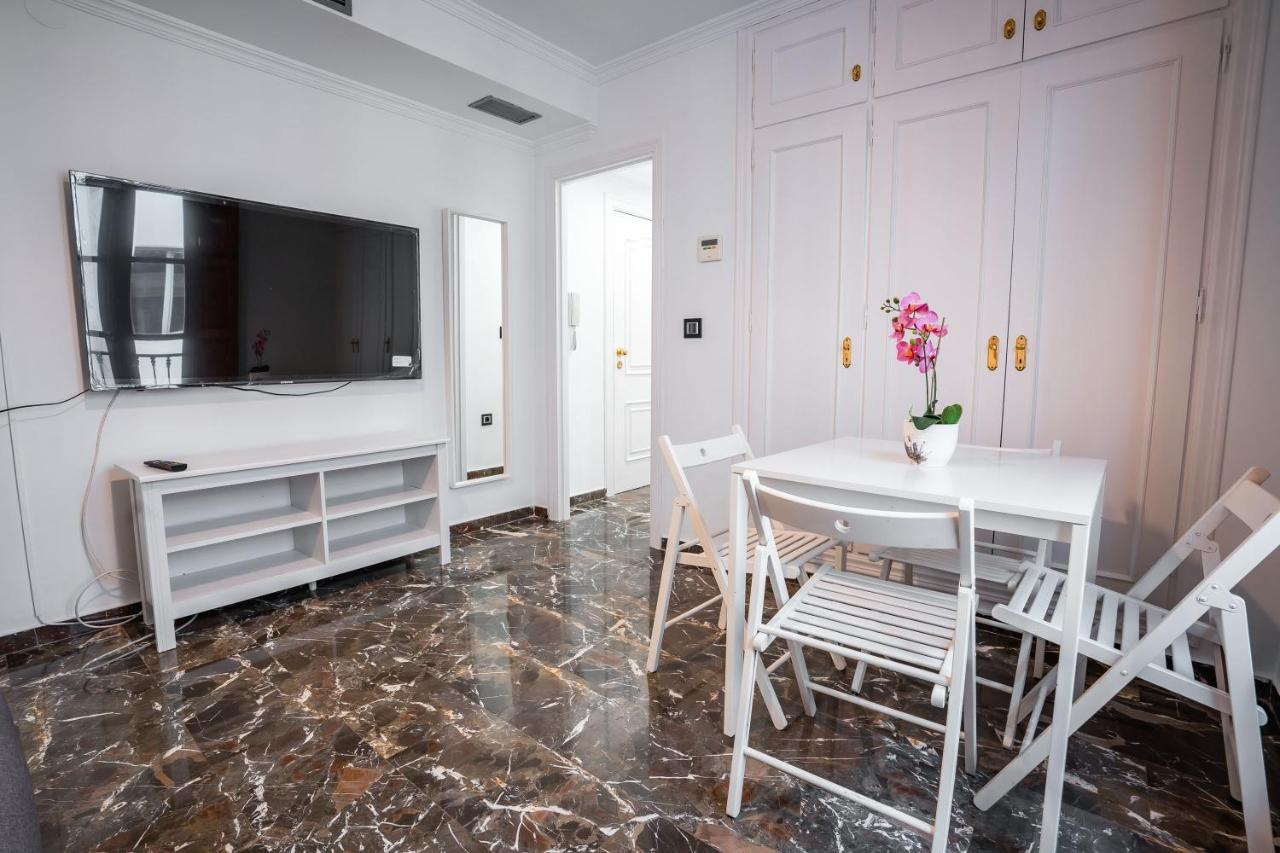 Qh Ayuntamiento Apartment Гранада Екстериор снимка
